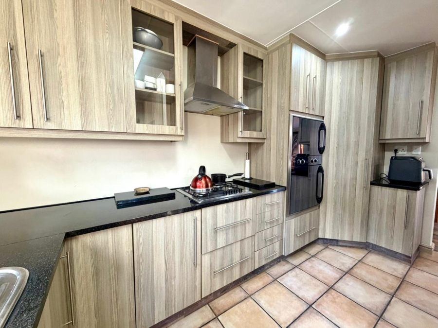 4 Bedroom Property for Sale in Herolds Bay Western Cape